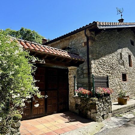 La Casa De Chipi Lacavada La Cavada Exteriör bild
